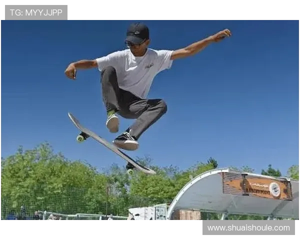 南京极限运动队在滑板精英赛中的个人能力表现分析与点评