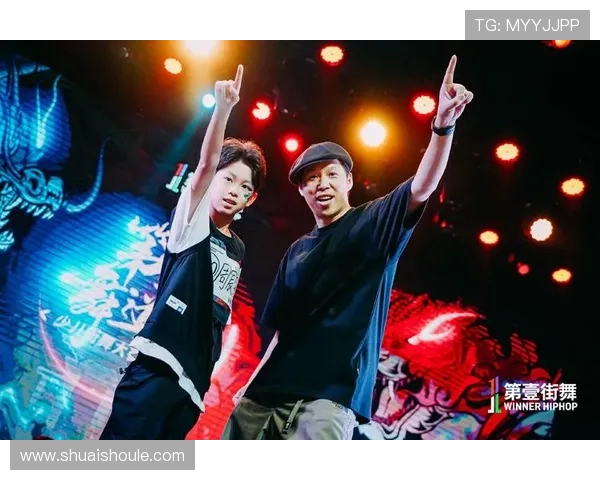 成都街舞队比赛经验深度对比与分析探讨